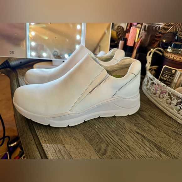 Brand New Align Luna Shoes - Picture 6 of 8